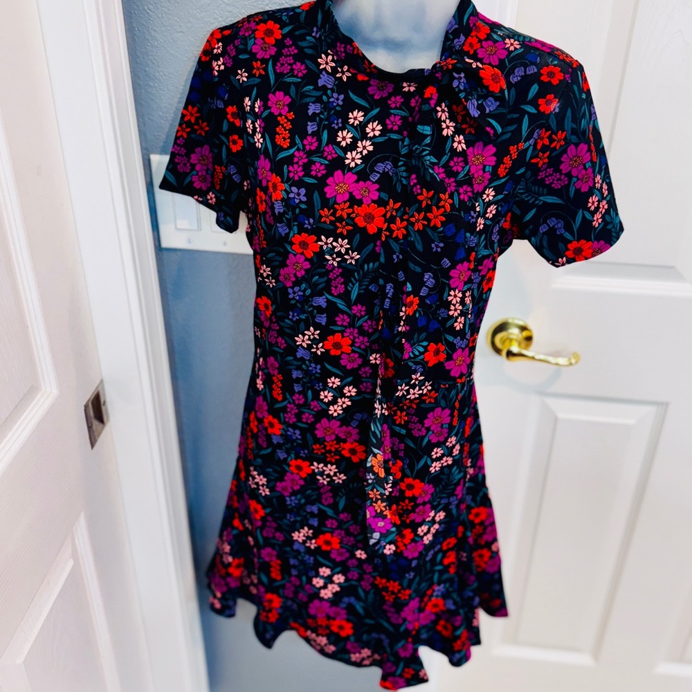 Dress size 8, pink, black